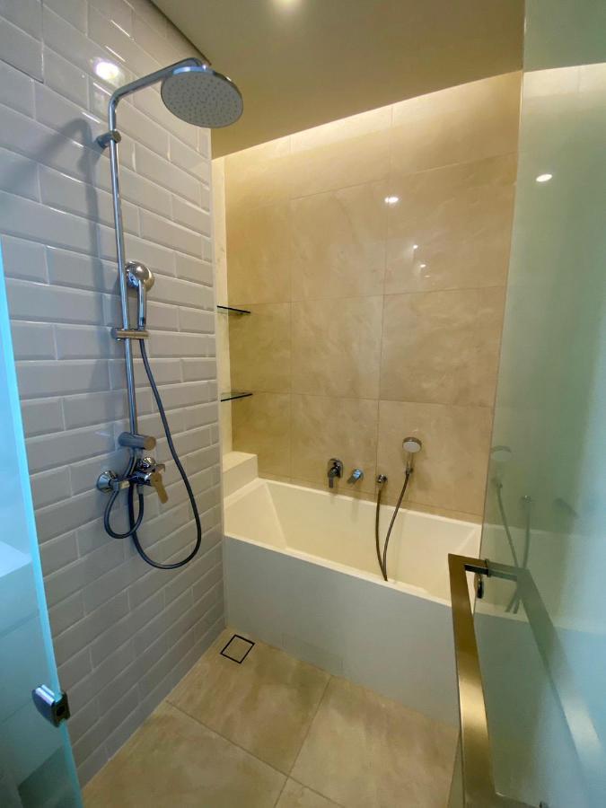 2 Bedroom Luxury Apartment 3 Min Walk From Bts Ekkamai Μπανγκόκ Εξωτερικό φωτογραφία