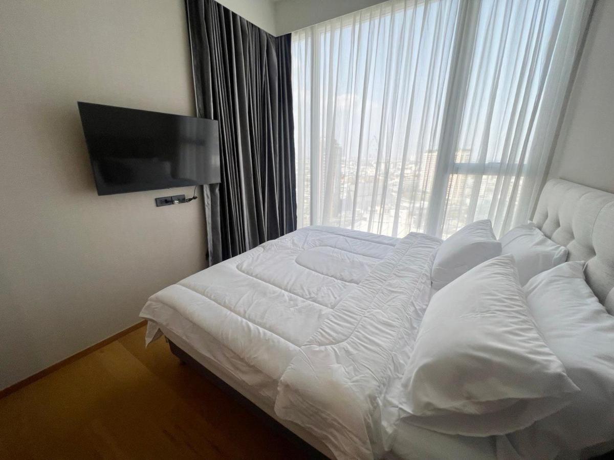 2 Bedroom Luxury Apartment 3 Min Walk From Bts Ekkamai Μπανγκόκ Εξωτερικό φωτογραφία