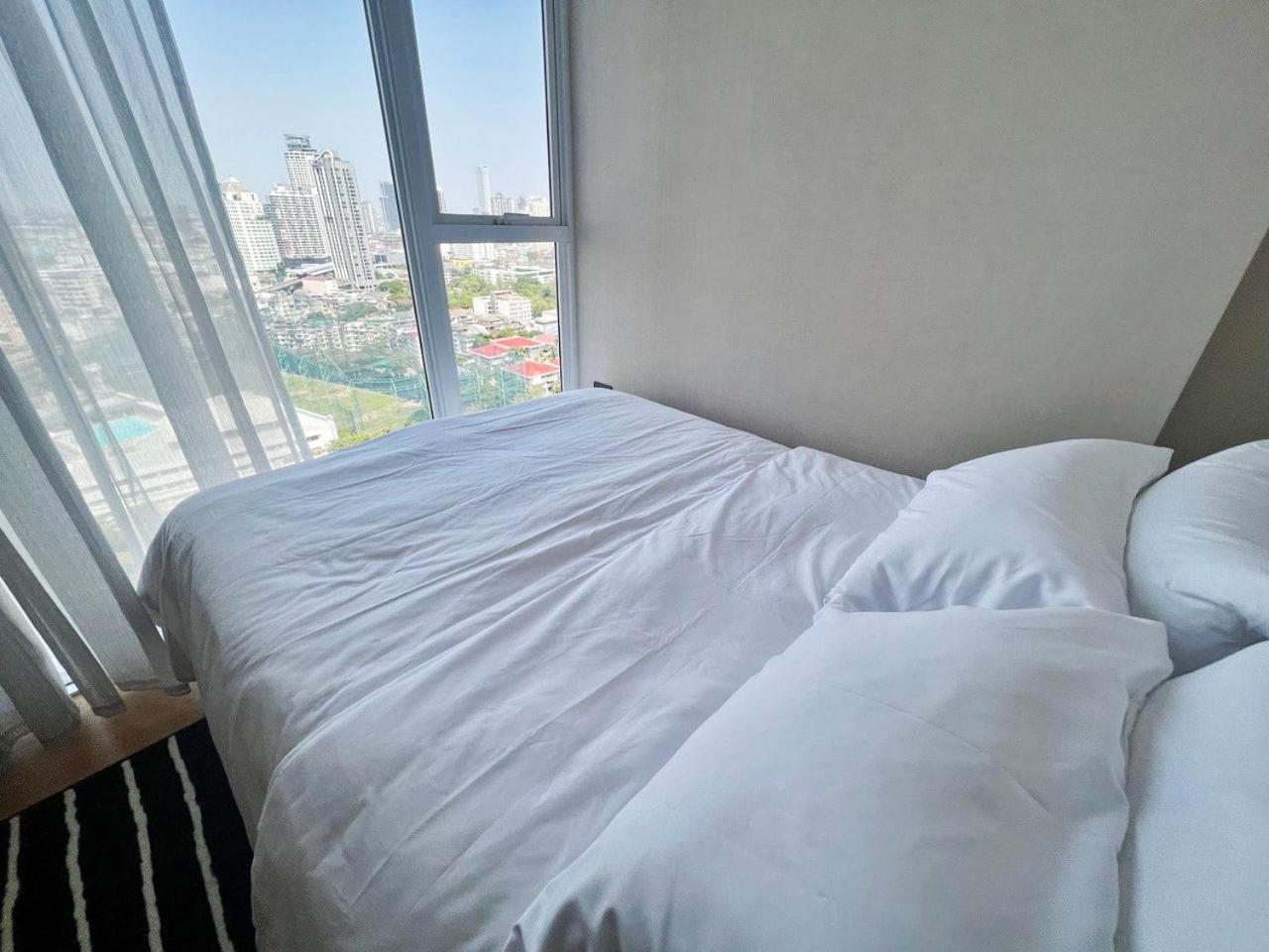2 Bedroom Luxury Apartment 3 Min Walk From Bts Ekkamai Μπανγκόκ Εξωτερικό φωτογραφία